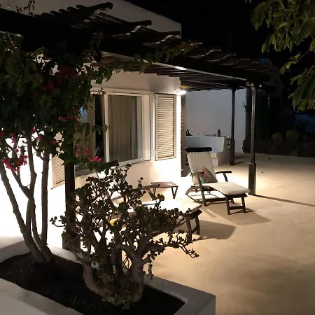 Villa Mare Bella Chao Sea View Private Heated Solar Pool Ac Puerto del Carmen (Lanzarote)