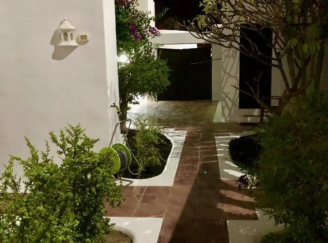 Mare Bella Chao Sea View Private Heated Solar Pool Ac Puerto del Carmen (Lanzarote)