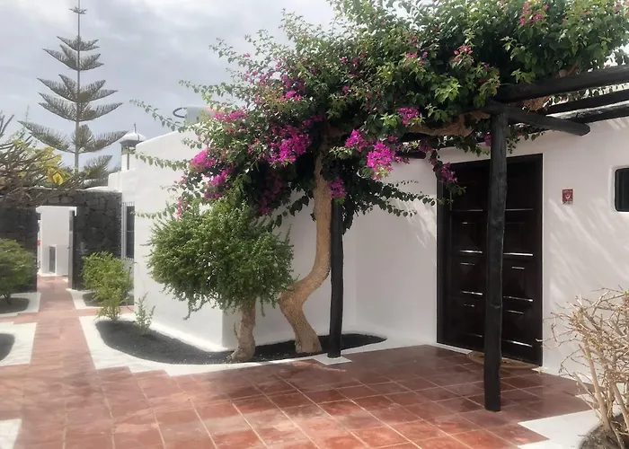 Mare Bella Chao Sea View Private Heated Solar Pool Ac * Puerto del Carmen (Lanzarote)