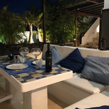 Mare Bella Chao Sea View Private Heated Solar Pool Ac Villa Puerto del Carmen (Lanzarote)